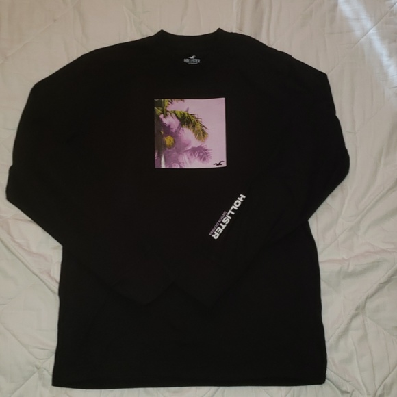 Hollister Tops - 3for$25 Hollister long sleeve shirt
